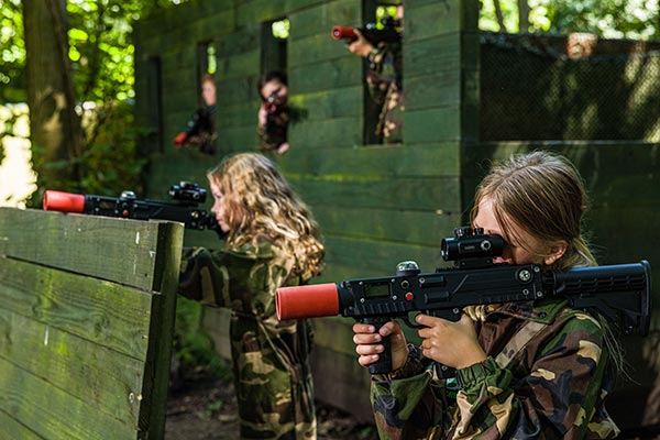 Forest Laser tag teamwork